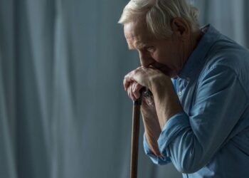 Canetas emagrecedoras em idosos: saiba os riscos