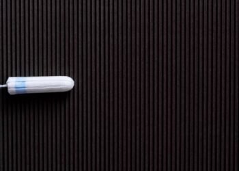 Absorvente interno no verão: cuidados essências