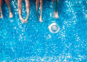 Verão: saiba como manter sua piscina limpa por mais tempo