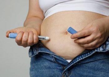Estudo indica que parar Ozempic de repente aumenta risco de reganho de peso