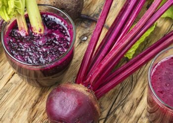 Nutri aponta motivos para consumir suco de beterraba e batata-doce