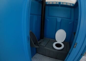 Carnaval: os perigos de adiar ida ao banheiro; saiba os riscos