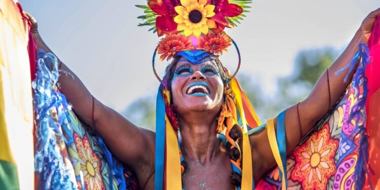 Carnaval e saúde: o que você precisa saber antes de cair na folia