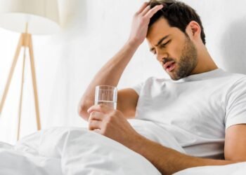 Do cérebro ao estômago: saiba como a ressaca afeta o organismo Créditos: