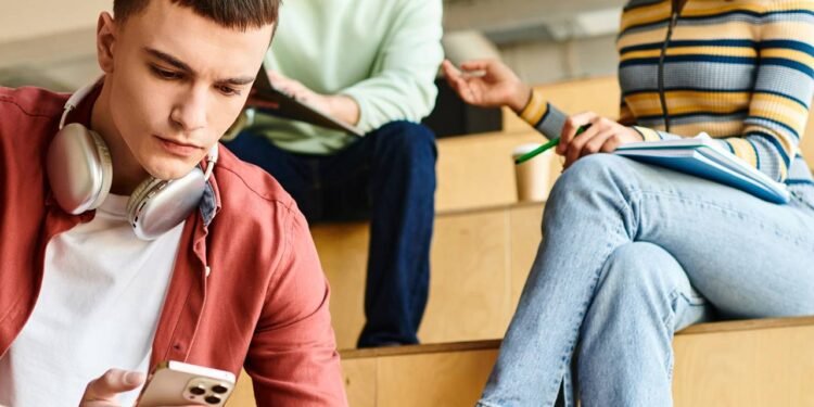 Cérebro viciado em Reels: como assistir vídeos curtos sabota sua mente