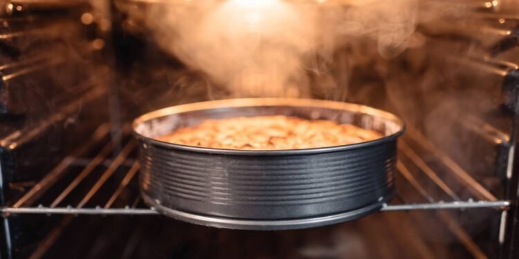 Bolo fofinho: use bicarbonato de sódio na massa e transforme a receita