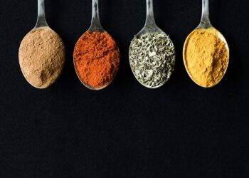 Misturas que podem estragar sua comida: veja os temperos que não combinam