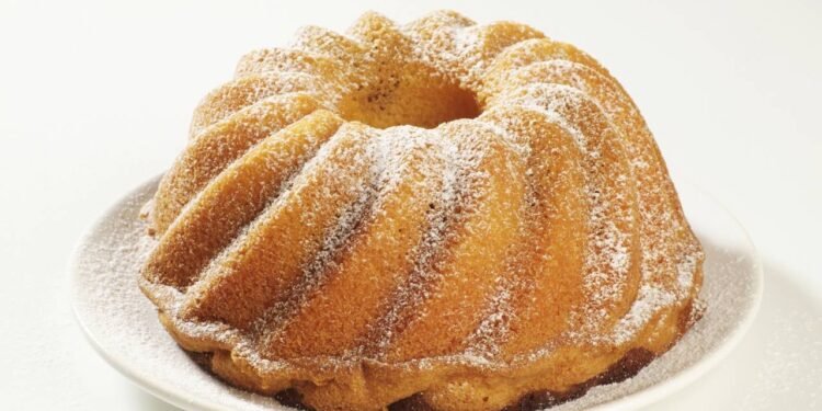 Seu bolo não fica bom? Saiba como deixá-lo macio e fofinho