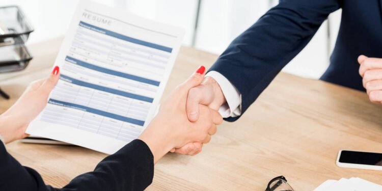 Currículo sem graça? Veja como melhorar