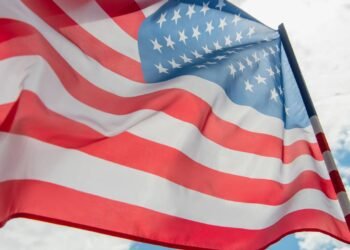 Liberdade de expressão nos EUA: qual o limite para as manifestações?