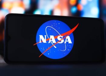 Os 5 melhores apps para observar a lua e as estrelas; veja