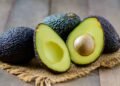 Abacate na dieta: saiba os benefícios para o coração e como consumir