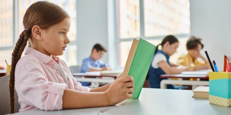 Compromisso Nacional Criança Alfabetizada: metas e resultados do plano do governo