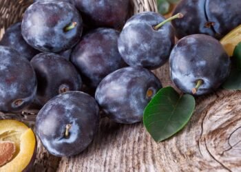 Ameixa: o superalimento que ajuda o intestino e protege o coração