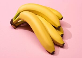 É verdade que bananas são radioativas? Saiba o que diz a ciência