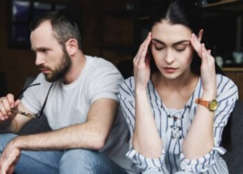 Para eles? 7 atitudes femininas que afastam no início da relação