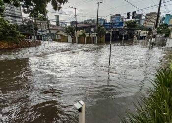 Por que São Paulo alaga tanto? Entenda os 3 principais motivos