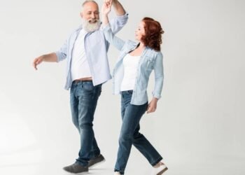 Dançar faz bem: descubra 5 benefícios da dança para o corpo e a mente