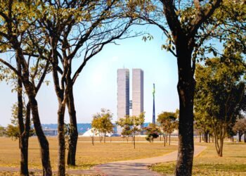 Semana Santa 2026 no DF: o que abre e fecha na Sexta-feira Santa