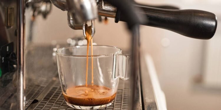 Sal no café? Saiba o segredo de profissionais para o café perfeito