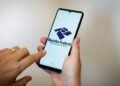 Como consultar a restituição do IR 2026 pelo celular; passo a passo