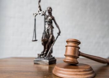 Carreira de juiz: qual o salário inicial e os benefícios