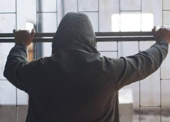 Prisão domiciliar no Brasil: entenda as regras e quem tem direito ao benefício