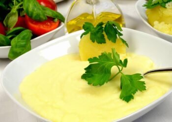 Purê de batata perfeito: saiba como deixar a textura cremosa