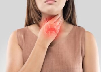 Sinais de que há algo errado com sua tireoide, segundo especialista