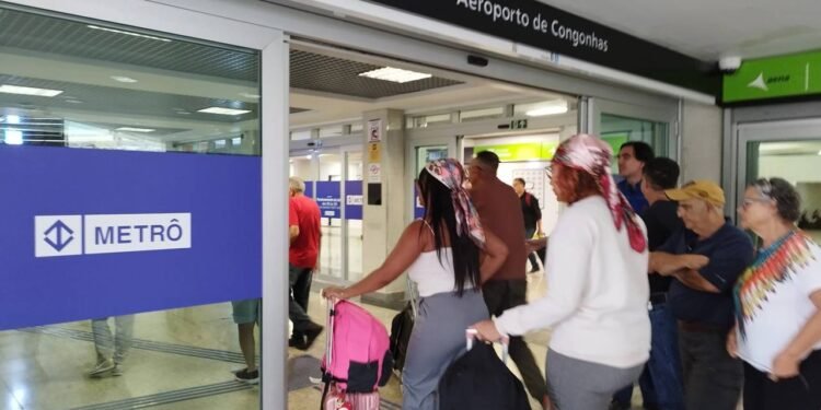 Pane no metrô ou CPTM? Conheça os direitos que todo passageiro tem