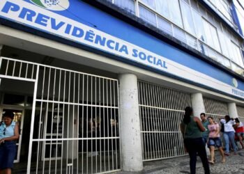 INSS pede concurso para 8,5 mil vagas e aguarda aval do governo