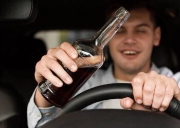 Lei Seca mais dura? PL prevê multa de até R$ 29 mil e CNH suspensa por 10 anos