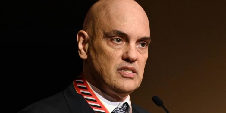 Relembre 5 grandes embates entre o Congresso Nacional e o STF