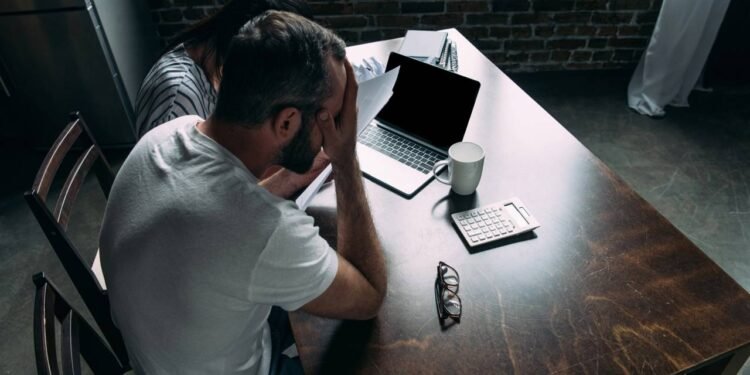 Desenrola 2.0: como usar o FGTS para quitar dívidas e limpar o nome