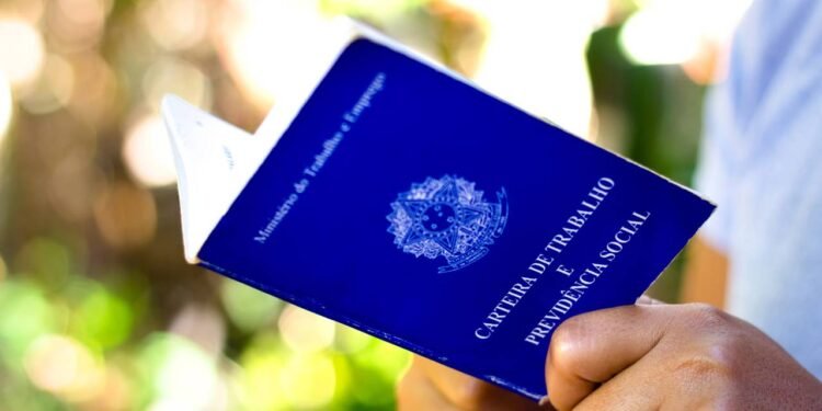 Qual a diferença entre PIS e PASEP? Entenda