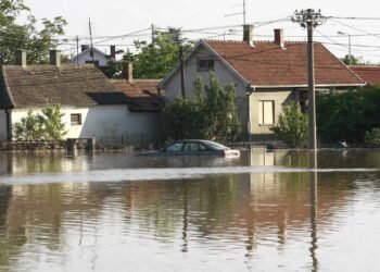 Como proteger sua casa de enchentes? 10 dicas da Defesa Civil