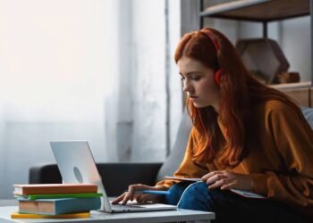 Concurso público: 5 sites e apps essenciais para se preparar