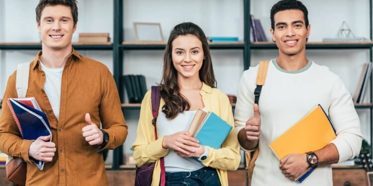 Estudantes precisam declarar o Imposto de Renda? Saiba