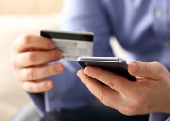 Golpe do Caixa Tem: 5 dicas para não ter seu benefício roubado