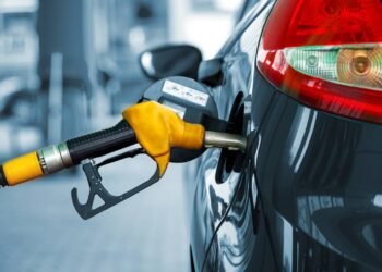 Acordo entre EUA e Irã pode baixar o preço da gasolina aqui; saiba