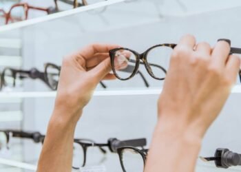 Lentes polarizadas: saiba diferença e porque protegem mais os olhos