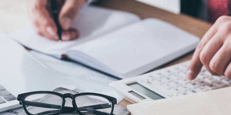 5 investimentos para complementar aposentadoria e garantir futuro