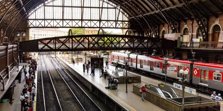 Como a expansão de linhas de trem e metrô valoriza imóveis ao redor