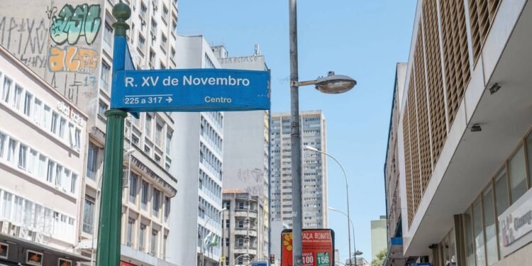 A lei das homenagens: o que pode e o que não pode virar nome de rua