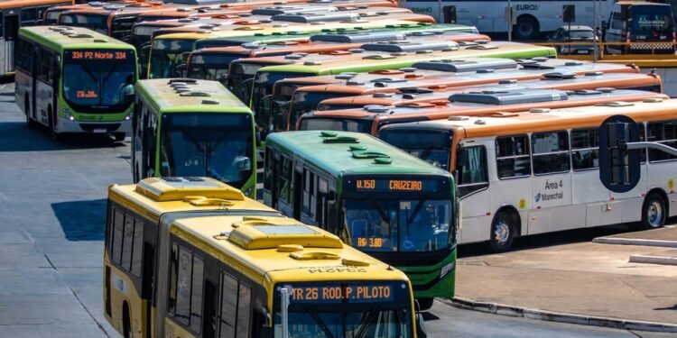 Tarifa de ônibus no DF: para onde vai o dinheiro da sua passagem