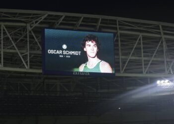 Oscar Schmidt: a trajetória do maior ídolo do basquete brasileiro