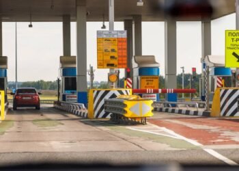 Vai viajar? Veja como calcular o custo total de pedágio da sua rota