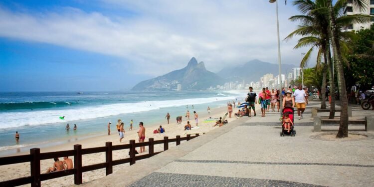 A PEC das praias ainda pode ser aprovada? Entenda a tramitação