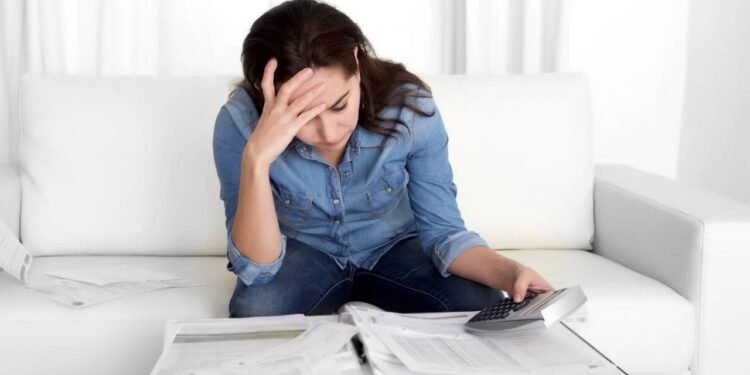 Sua conta de luz veio um absurdo? Entenda cada item da sua fatura