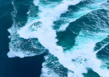 Ressaca no mar: entenda por que o fenômeno acontece e como se proteger